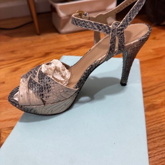 Stuart Weitzman snakeskin platform high heel sandals - Picture 6 of 7